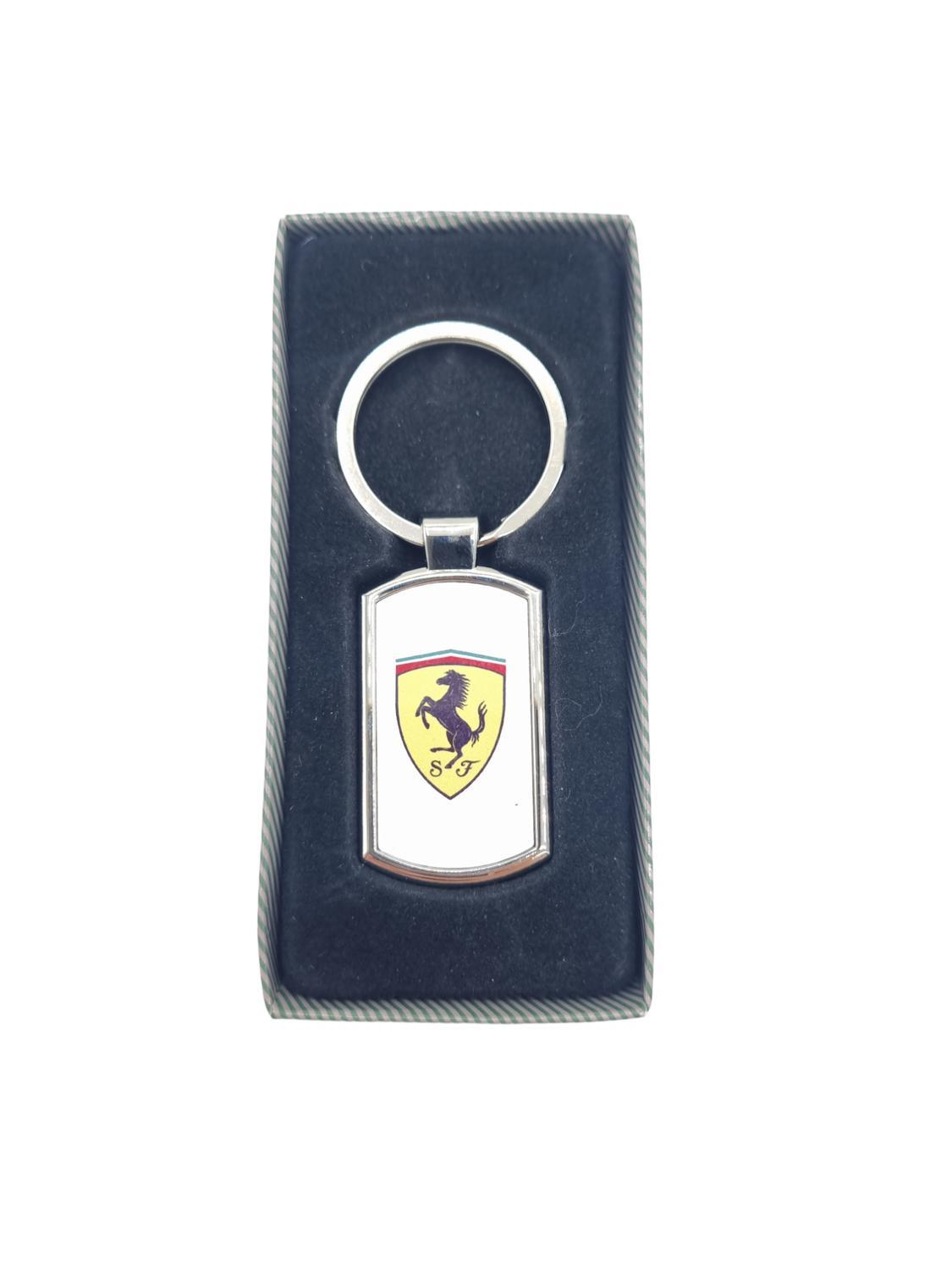 Ferrari nyckelring – produktbild – Hiprock