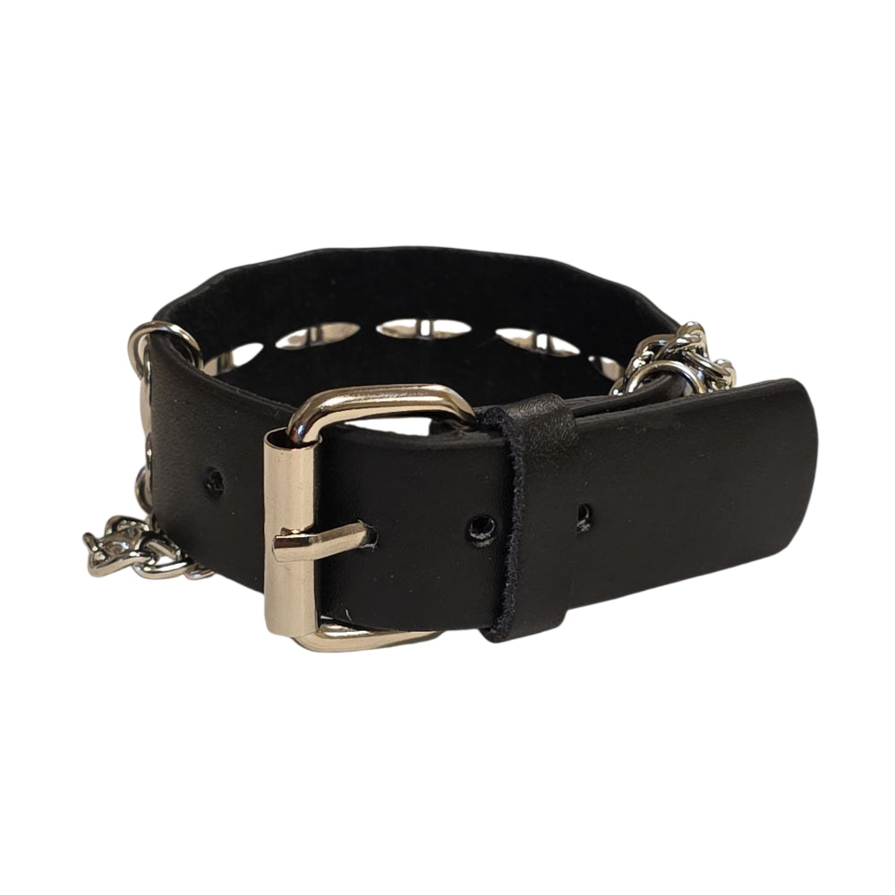 Läderarmband med Fyrkantiga Nitar och Kedja