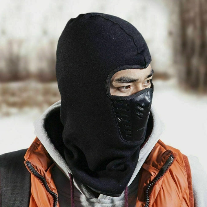 Balaklava i andningsbart material – skyddar mot kyla och vind