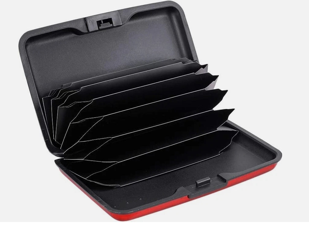 Korthållare med RFID-skydd – säker, kompakt och vattentålig