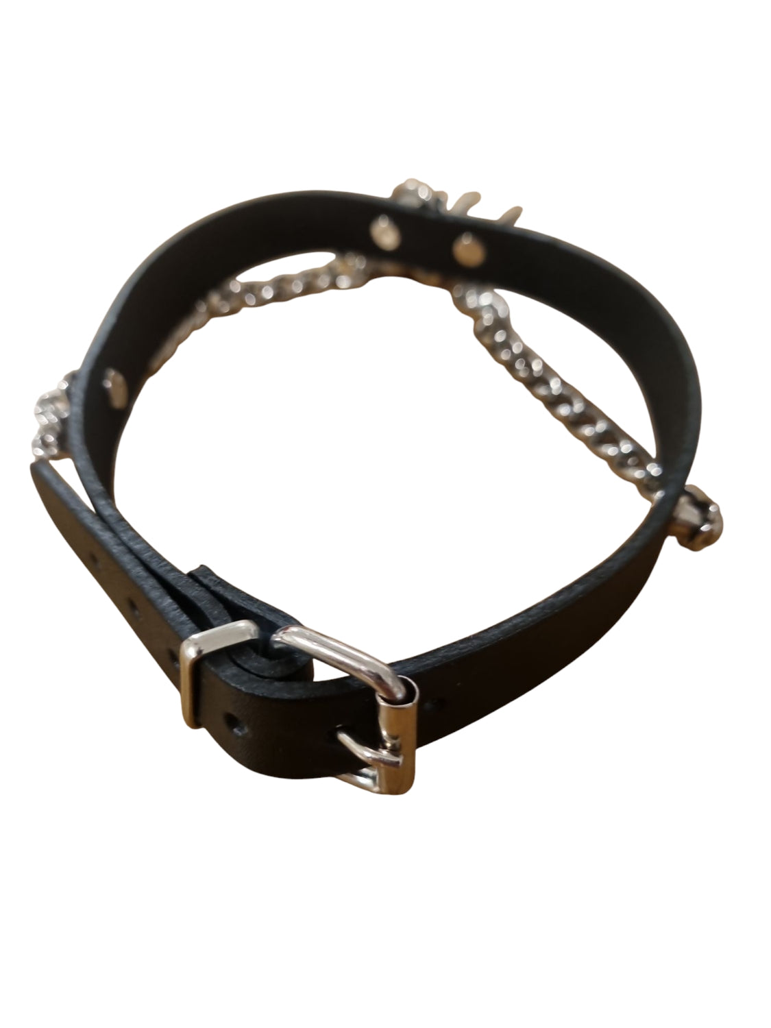 Svart choker med kedja och hänglås