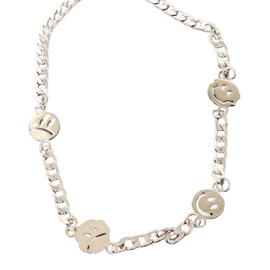 Silverfärgad kedjehalsband  Smiley