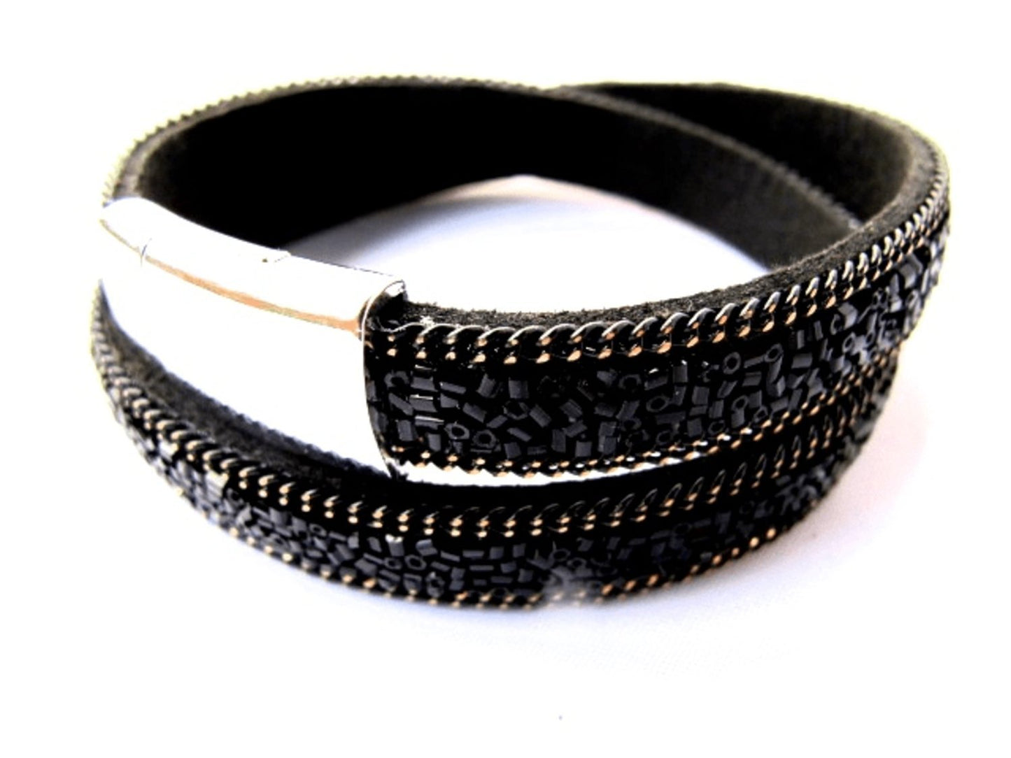 Svart dubbel armband med svarta paljetter